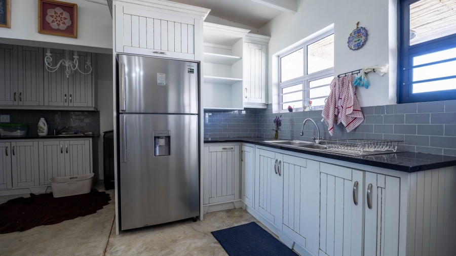 6 Bedroom Property for Sale in Jacobsbaai Western Cape